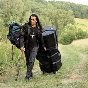 Bilder Happy Metal - All We Need Is Love!