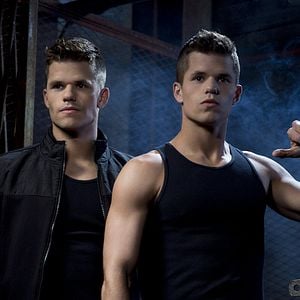 Bilder Charlie Carver
