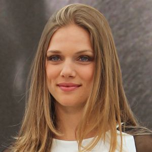 Bilder Tracy Spiridakos