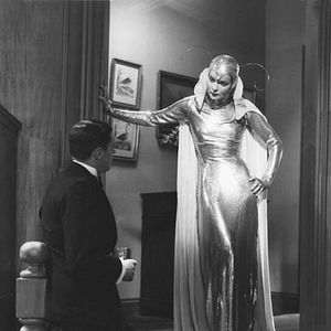 Bilder Christopher Strong