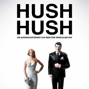 Bilder Hush Hush - Ein ausdrucksstarker Film über eine sprachlose Ehe