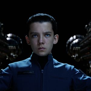 Bilder Asa Butterfield