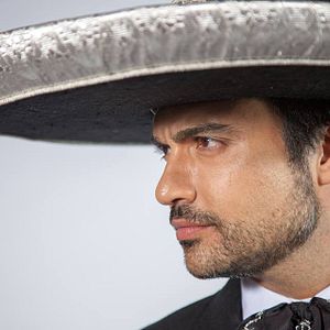 Bilder Pulling Strings