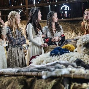 Bilder Caitlin Stasey