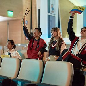 Bilder Rebelde - Jung und rebellisch