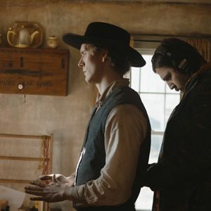 Bilder Paranormal Activity - Verwandschaftsverhältnisse