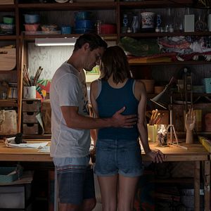 Bilder Lewis Pullman