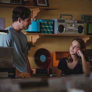 Bilder Lewis Pullman