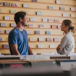 Bilder Lewis Pullman