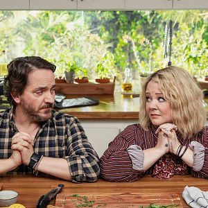 Bilder God's Favorite Idiot