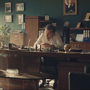 Bilder Adanış: Kutsal Kavga