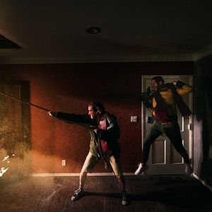 Bilder Something In The Dirt