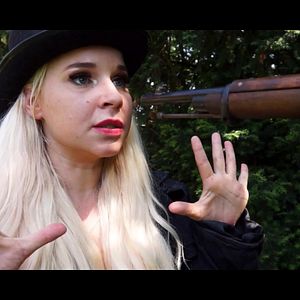 Bilder Nackt unter Zombies