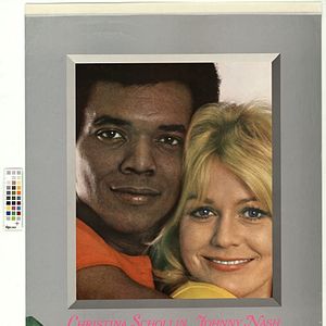 Bilder Love Is Not a Game