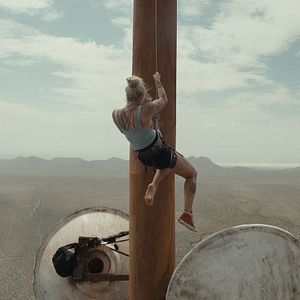 Bilder Fall - Fear Reaches New Heights