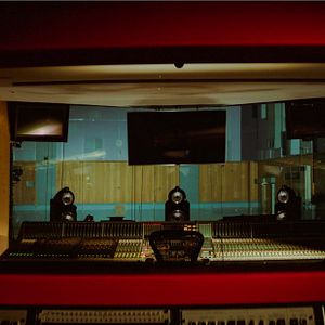 Bilder If These Walls Could Sing