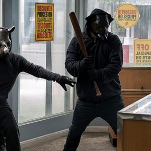 Bilder The Consultant