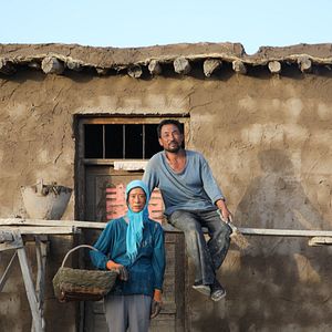 Bilder Return To Dust