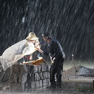 Bilder Return To Dust