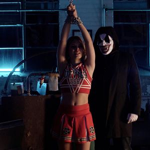 Bilder Deinfluencer - Trend Or Dying