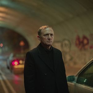 Bilder Ein Mädchen und ein Kosmonaut