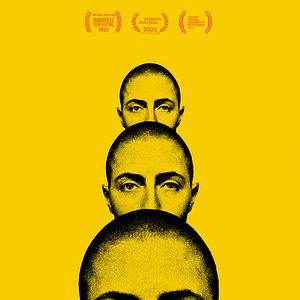 Bilder The Year Between