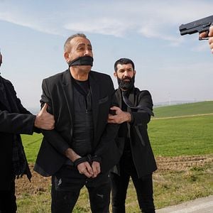 Bilder Üçlü Pürüz