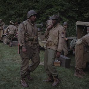 Bilder Come Out Fighting - Die Legende der Black Panthers