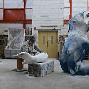 Bilder Thomas Schütte - Ich bin nicht allein