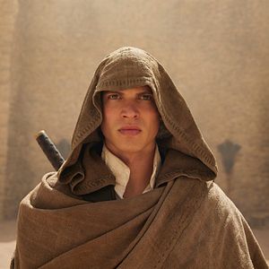 Bilder Josha Stradowski