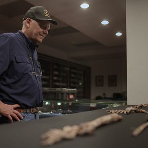 Bilder Unbekannt: Die Knochenhöhle