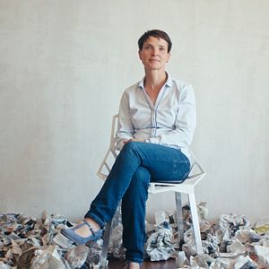 Bilder Frauen in Landschaften