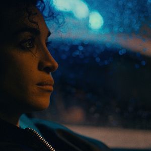 Bilder Camélia Jordana