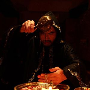 Bilder Queen of Justice - Sri Asih