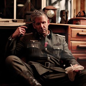 Bilder Betrayal - Zwischen den Fronten