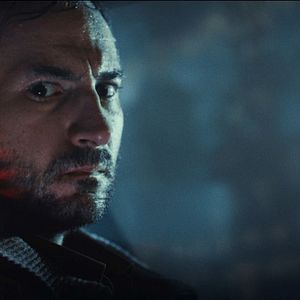 Bilder The Last Boy On Earth