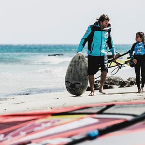 Bilder Born To Windsurf - Björn Dunkerbeck