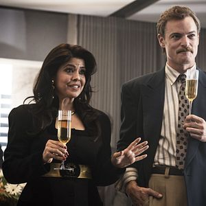 Bilder Girl You Know It's True