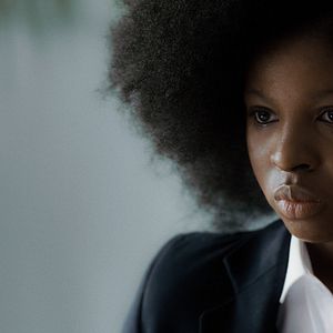 Bilder Dolapo Is Fine