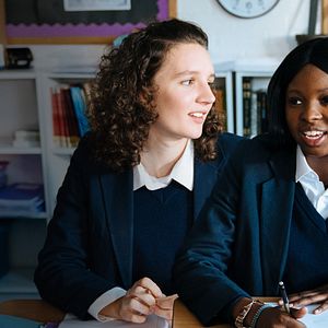 Bilder Dolapo Is Fine