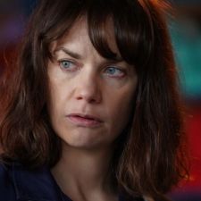 Bilder The Woman In The Wall