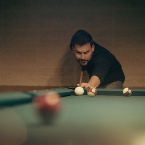 Bilder Hate to Love: Nickelback