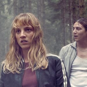 Bilder Meanwhile on Earth