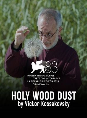Filmposter von Holy Wood Dust - Das Leben der heiligen Bäume