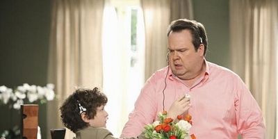 Poster der Serie Two Monkeys and a Panda