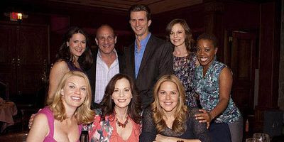 Poster der Serie All's Well that Ends