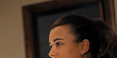 Poster der Serie Die Wahrheit hat viele Gesichter