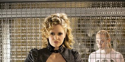 Poster der Serie Save Yourself