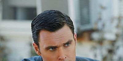 Poster der Serie Die rote Scheune