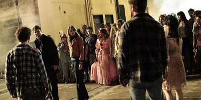 Poster der Serie Undead Again